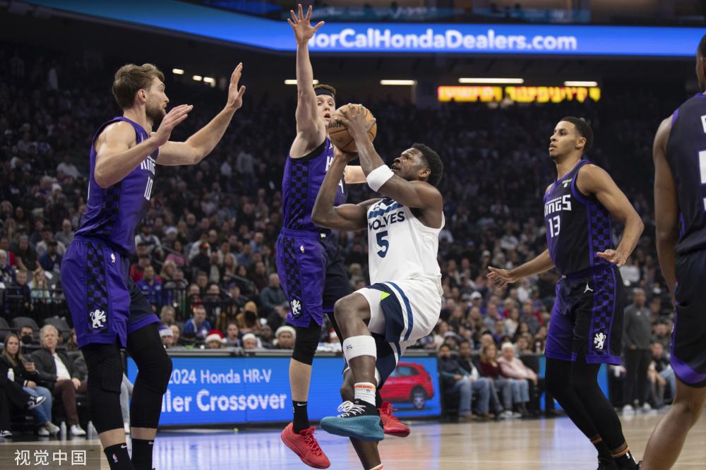 而新疆的轮 而新疆的轮